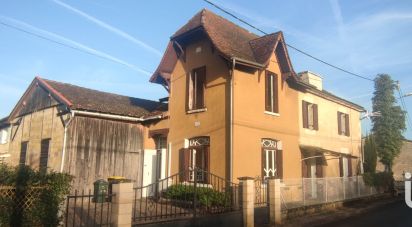 Traditional house 5 rooms of 130 m² in Saint-Philippe-du-Seignal (33220)