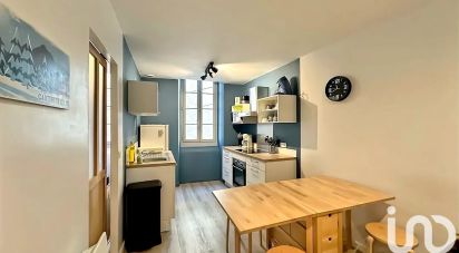 Apartment 2 rooms of 33 m² in Cauterets (65110)