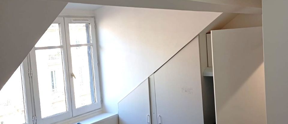 Appartement 1 pièce de 11 m² à Paris (75010)