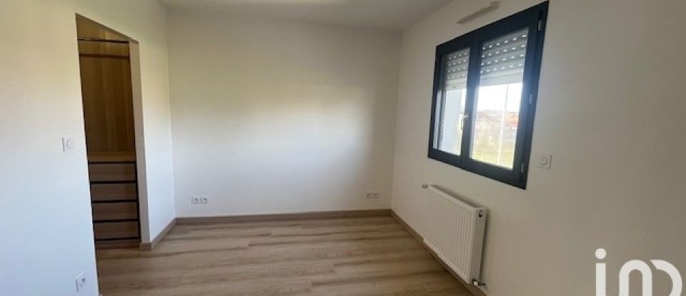 House 5 rooms of 115 m² in Parempuyre (33290)