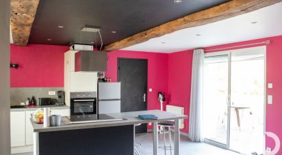 Maison traditionnelle 4 pièces de 100 m² à Saint-Denis-la-Chevasse (85170)