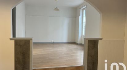 Town house 5 rooms of 100 m² in Cognac (16100)