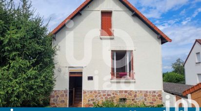 Maison 4 pièces de 77 m² à Désertines (03630)