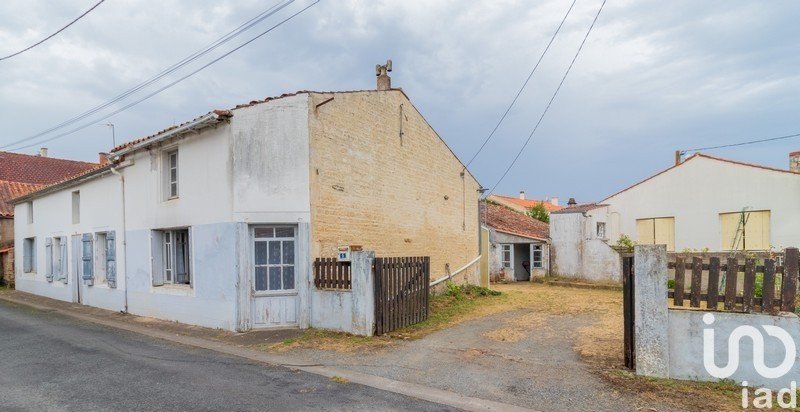 Maison 4 pièces de 110 m² à Nalliers (85370)