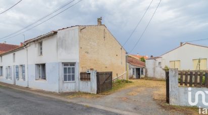 Maison 4 pièces de 110 m² à Nalliers (85370)