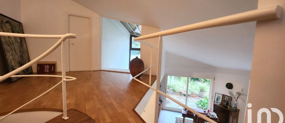 Architect house 7 rooms of 200 m² in Bondoufle (91070)