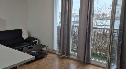 Appartement 3 pièces de 55 m² à Le Blanc-Mesnil (93150)