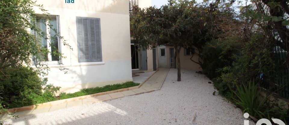 Maison de ville 8 pièces de 108 m² à Hyères (83400)