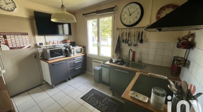 Traditional house 4 rooms of 81 m² in Royan (17200)