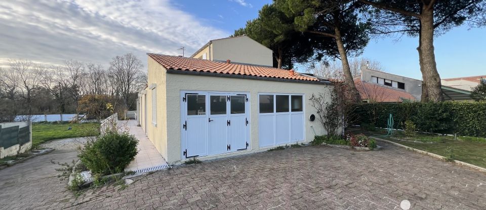 Maison traditionnelle 7 pièces de 138 m² à Royan (17200)