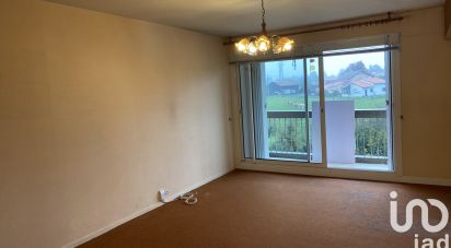 Apartment 3 rooms of 65 m² in Cholet (49300)