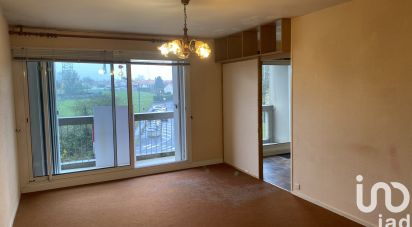 Apartment 3 rooms of 65 m² in Cholet (49300)