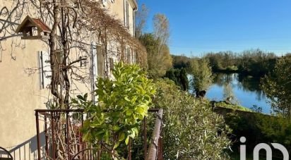 Maison de campagne 5 pièces de 161 m² à Bussac-sur-Charente (17100)