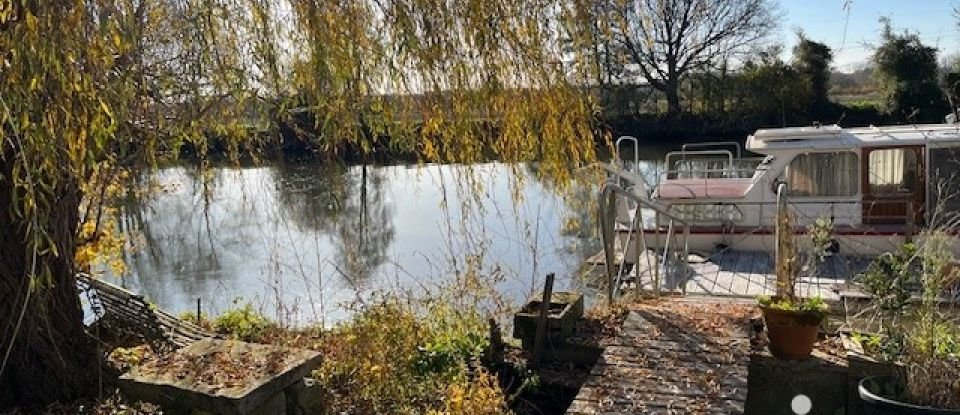 Maison de campagne 5 pièces de 161 m² à Bussac-sur-Charente (17100)