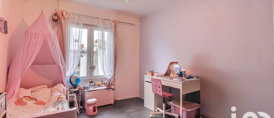 Maison 4 pièces de 101 m² à Lunel (34400)