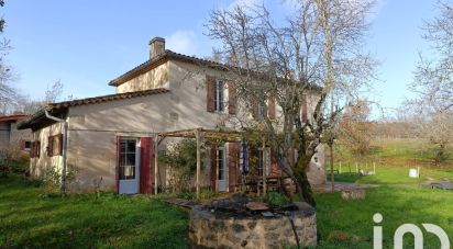 Maison 8 pièces de 325 m² à Saint-Germain-de-Grave (33490)