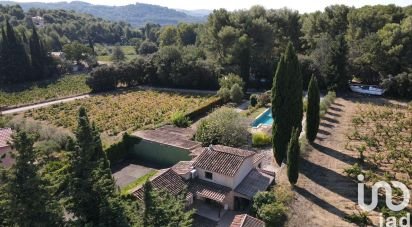 Traditional house 5 rooms of 166 m² in Le Castellet (83330)