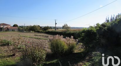 Land of 1,600 m² in Loudun (86200)