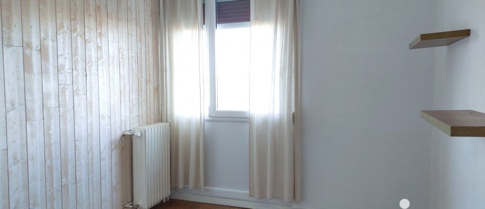 Apartment 4 rooms of 84 m² in Beauvais (60000)