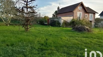 Maison 2 pièces de 40 m² à Oulches (36800)