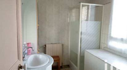 House 2 rooms of 40 m² in Oulches (36800)