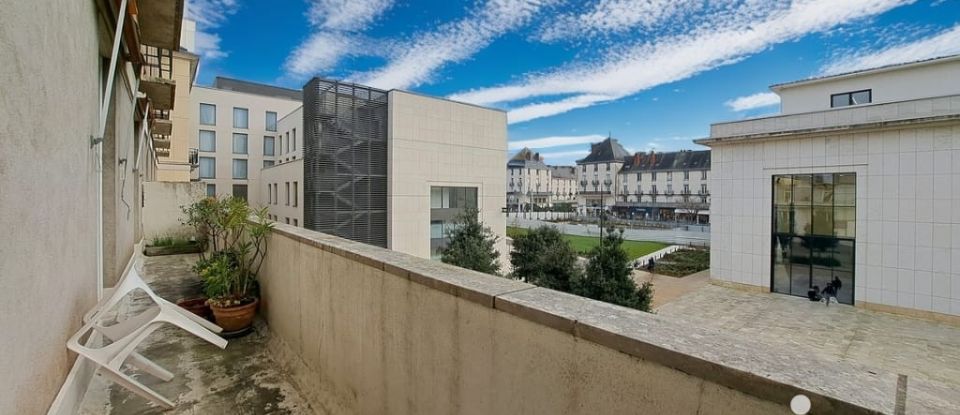 Appartement 4 pièces de 102 m² à Tours (37000)