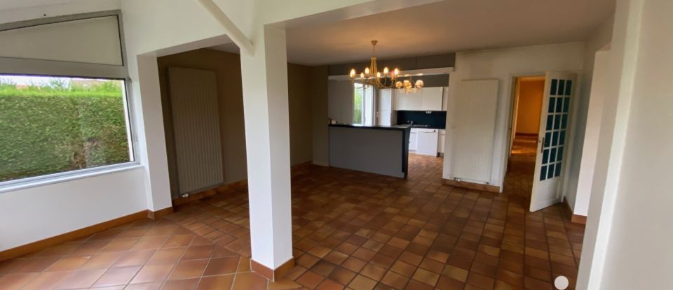 Maison 6 pièces de 155 m² à Cholet (49300)