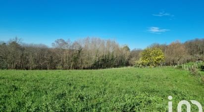 Terrain de 1 918 m² à Marcillac-Saint-Quentin (24200)