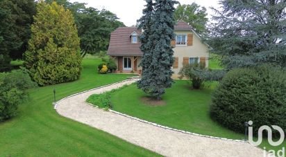 Traditional house 5 rooms of 156 m² in Lussagnet-Lusson (64160)