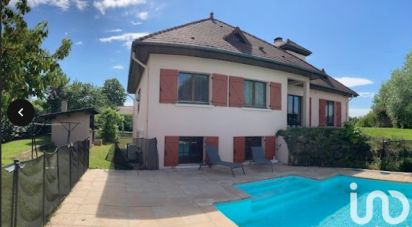 Maison 8 pièces de 181 m² à Reventin-Vaugris (38121)