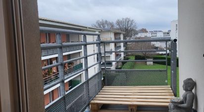 Appartement 3 pièces de 53 m² à Sainte-Geneviève-des-Bois (91700)