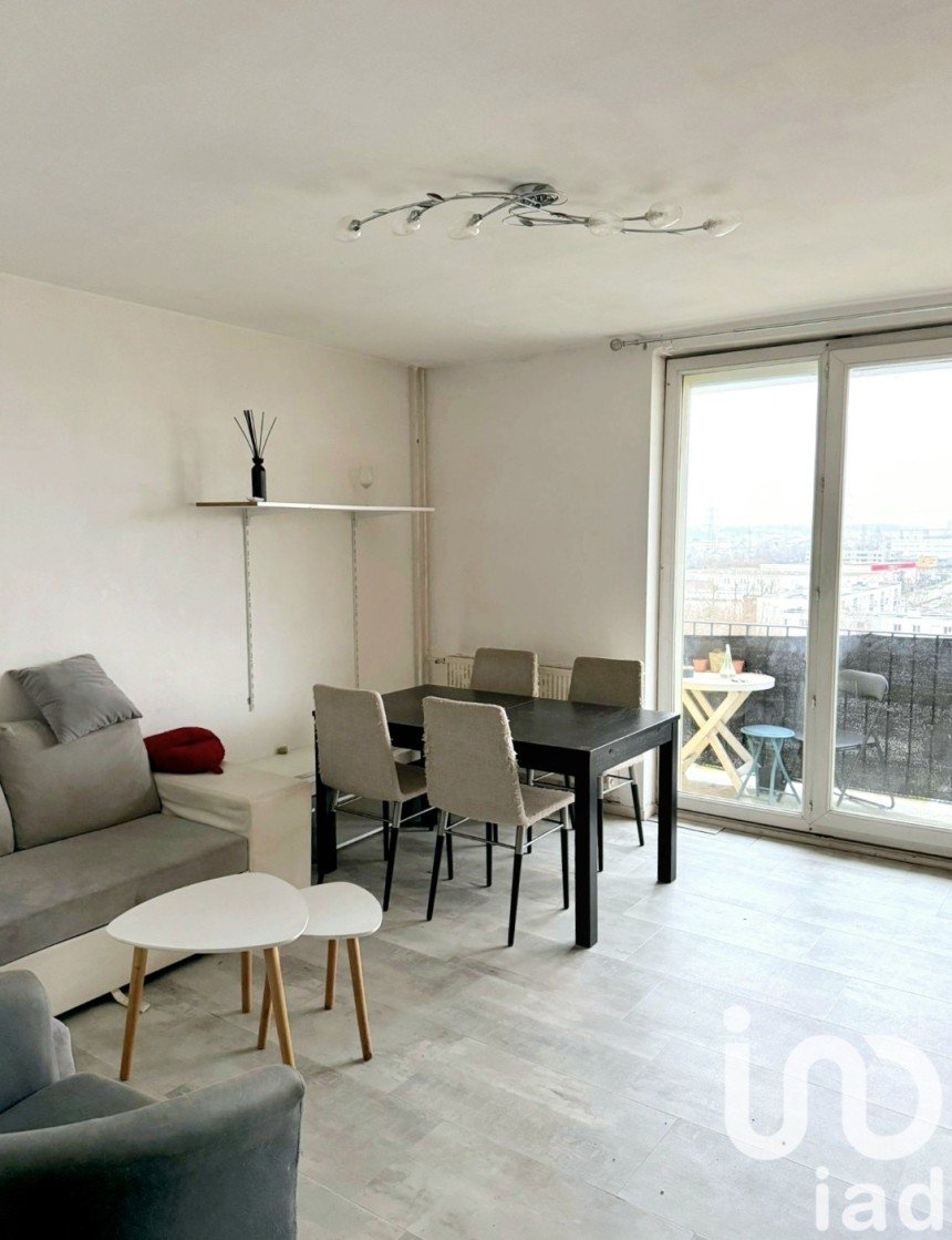 Apartment 3 rooms of 61 m² in Rosny-sous-Bois (93110)