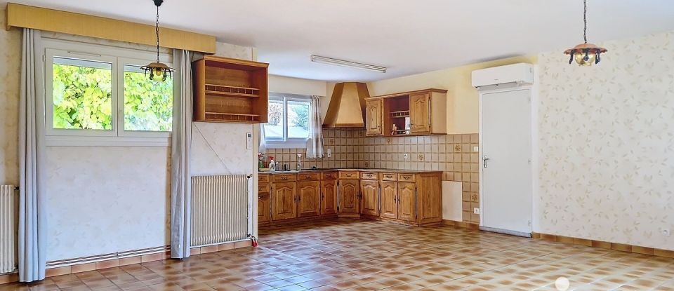 Traditional house 4 rooms of 87 m² in Pineuilh (33220)