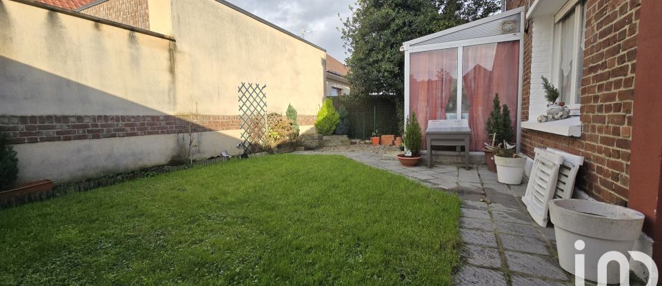 House 4 rooms of 70 m² in Hersin-Coupigny (62530)