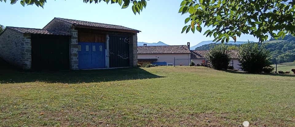 Country house 12 rooms of 365 m² in Le Poët-Célard (26460)