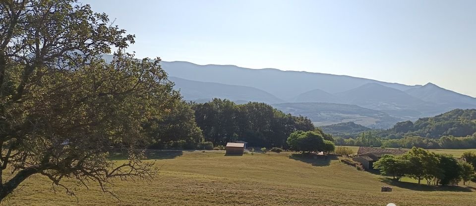 Country house 12 rooms of 365 m² in Le Poët-Célard (26460)