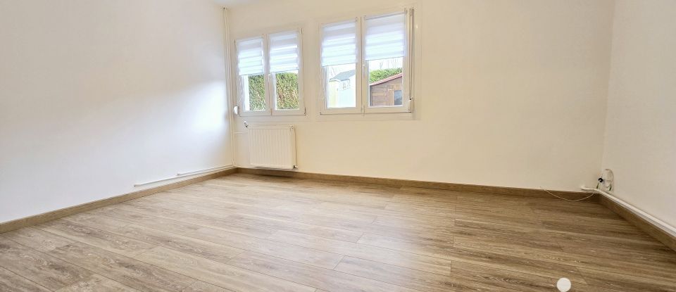 House 5 rooms of 85 m² in Floing (08200)