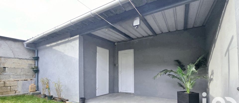 House 5 rooms of 85 m² in Floing (08200)