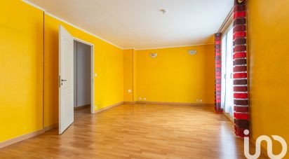 Apartment 4 rooms of 66 m² in Viry-Châtillon (91170)