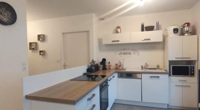 House 4 rooms of 86 m² in Saint-Martin-des-Noyers (85140)