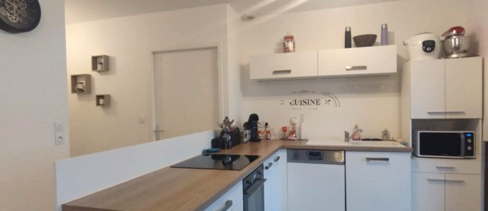 Maison 4 pièces de 86 m² à Saint-Martin-des-Noyers (85140)