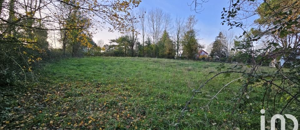 Terrain de 1 527 m² à Amendeuix-Oneix (64120)