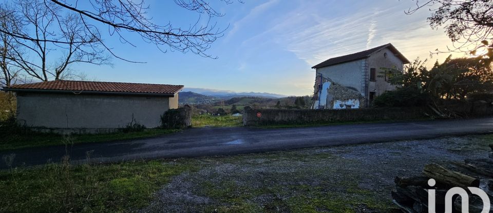 Terrain de 1 527 m² à Amendeuix-Oneix (64120)