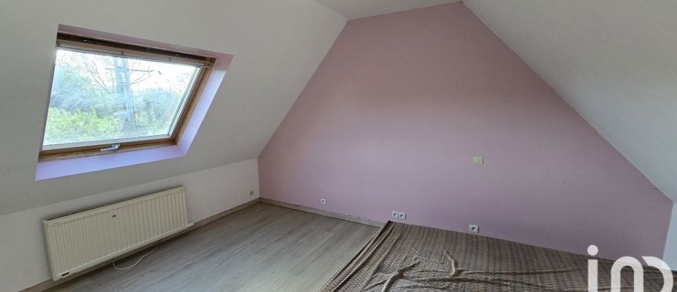 Maison 7 pièces de 130 m² à Lanmérin (22300)