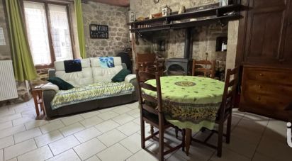 House 4 rooms of 125 m² in Laroquebrou (15150)