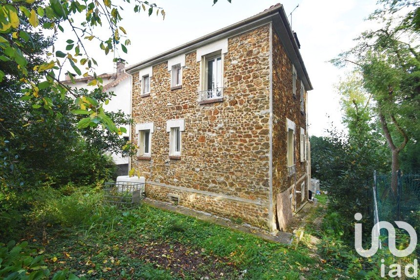 Maison traditionnelle 5 pièces de 95 m² à Ablon-sur-Seine (94480)