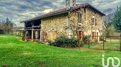 Country house 4 rooms of 101 m² in Saint-Sauveur (38160)