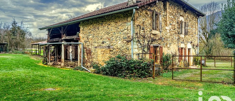 Country house 4 rooms of 101 m² in Saint-Sauveur (38160)