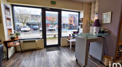 Retail property of 63 m² in Saint-Germain-lès-Corbeil (91250)