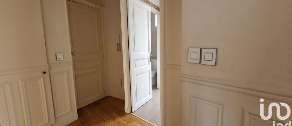 Apartment 3 rooms of 71 m² in Fontenay-sous-Bois (94120)